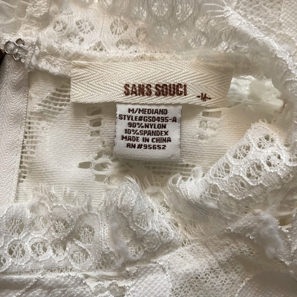 Lace Bodycon Dress Size Medium - Picture 8 of 9